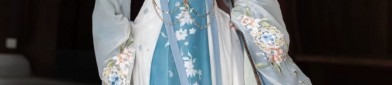 Elegant Fusion:The New Chinese-Style Cheongsam with a Modern Twist by Everfine