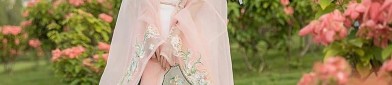 The Elegance of a White Skirt Cheongsam:A Blend of Tradition and Modernity