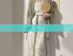 The Exquisite Charm of the Extended Tail of Traditional Hanfu Clothing