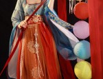 The Splendor of Golden Wind and Jade Dew in Traditional Hanfu Fashion