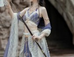 The Complete Set of Ming-Style Cloud-Patterned Collar Hanfu with Cloud-Shoulderpiece
