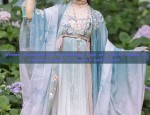 Winter Princess:The Enchanting Tale of a Girls Hanfu Princess Dress in Autumn and Winter