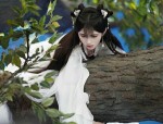 Wang Jiayes Tangzhuang Fashion:Exploring the Charm of Traditional Chinese Attire