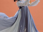 Chinese-Style Skirt:The Enchantment of Ma Mian Qun Half-Skirt with Traditional Charm)