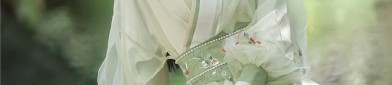 The Charm of a Light Green Horseface Skirt:A Closer Look at Traditional Beauty