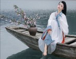 The Tang Suit of an Elderly Woman:A Cultural and Personal Journey