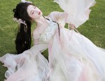 Hanfu Song-Style Summer Collection:Authentic Fashion in Traditional Splendor