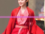 Article Title:Starry Sky Hanfu:The Enchantment of Gradient Dreams in Traditional Splendor