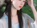 Mini-Sized Fashion:The Charm of Horseface Skirt and Little Xiang Style Ensemble