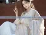 Elegant White Horse-Face Skirt:A New Interpretation of Traditional Chinese Style