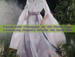 Summer in Ancient Hanfu Fashion:The Story of a College Student in Traditional Chinese Dress