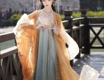 The Authentic Dragon Empress Hanfu and the Flower of the Other Side:The Story of Biàn YìHuā