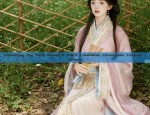 Embracing the Dark Beauty:A Black Cindrellas Cheongsam Cosplay Journey