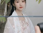 The Enchantment of Hanfu and the Flower of the Other Side:The Mysterious World of Mandala