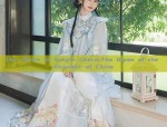 The Allure of Simple Charm:The Qipao of the Republic of China