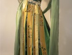 The Elegance of Green Cheongsam:A Closer Look at Grass Green Beauty