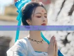The Art of Pairing Cheongsam with Skirts:A Fashionable Fusion