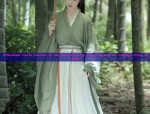 Affordable Hanfu Fashion in the Song Dynasty Style:The Rise of Cabbage-Price Hanfu