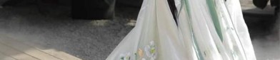 Peony Bloom:The Elegance of Qipao in the Splendor of the Flower