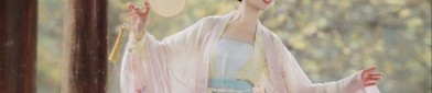 The Splendor of Red Cheongsam:A Cultural Icon of Chinese Traditional Elegance