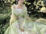 Childrens Hanfu Qixiong Ruqun:A Complete Guide to Traditional Chinese Clothing