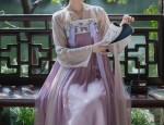 The Enchantment of Traditional Chinese童装汉服女装，一种独特的文化体验