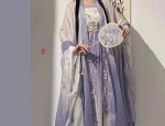 Daily Life of a Modern Adult Woman in Hanfu Fashion