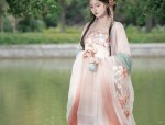 Short Cheongsam in Summer:Fashion,Comfort,and Versatility