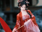 Embracing the New Neo-Chinese Qipao:A Tale of Mini-Heights and Stylish Evolution