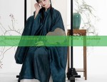Embracing Modernity in Traditional Cheongsam:The Evolution of Three-Color Improved Qipao