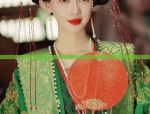 Embroidery on Hanfu Robes:The Art of Drying-off Hooded Robes