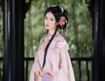 David Bellas Hanfu Girl Child:A Journey into Traditional Chinese Fashion