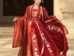 The Enchantment of a Red Hanfu Lady:Embracing the Chinese Traditional Beauty