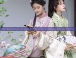 Youthful Charm in Mid-Sleeve Cheongsam Skirt with Three-Quarter Length Sleeves