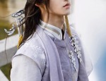 Ancient Grace in Modern Times:The Bond between a Mother and Child in Traditional Chinese Attire