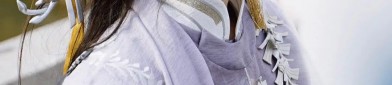 Ancient Grace in Modern Times:The Bond between a Mother and Child in Traditional Chinese Attire