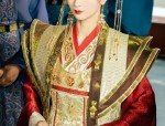 The Long-Style Cheongsam as a Bridesmaids Choice:A Cultural and Stylistic Exploration