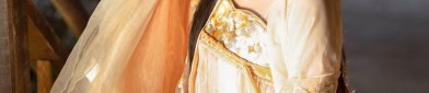 Elegant Golden Silk Cheongsam:A Long and Premium Short-sleeved Classic