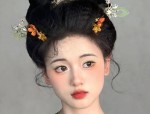 Embracing the Pear Shape:The Art of Styling a Cheongsam for Curvier Figures