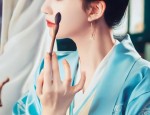Enhancing the Elegance of Horseface Skirt with Exquisite Ear Accessories