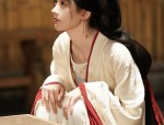 The Elegance of Cheongsam with a Neck-Hanging Design for Toast Ceremonies