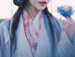 Exploring the Enigma of Ethnic Fashion:The敦煌飞天裤子 and Its Evolution in Modern Times