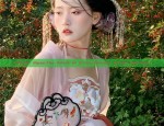 Elegant Qipao:The Allure of E-Yee Sewings Woven Splendor