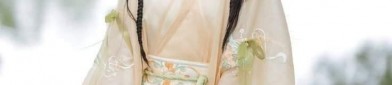 Youthful Style of Floor-Length Cheongsam:A Modern Revival of Traditional Elegance