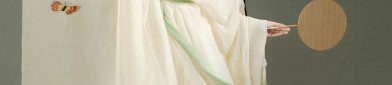 Qiao Yuanxis Hanfu:A Blend of Tradition and Modernity