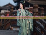 The Enchantment of Traditional Chinese Fan-shaped Dress:A Journey into the Realm of Immortality
