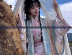 Embracing the Hourglass Silhouette:A Slimming Cheongsam Dancewear Guide