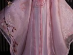 The Enchantment of the Horseface Skirt:A Love Letter to Traditional Chinese Clothing