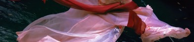 The Elegance of Cheongsam and High Heels:A Celebration of Traditional Beauty and Modern Grace