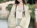 Ancient Style Hanfu Girls Two-Piece Set:A Glance into Traditional Elegance